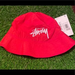 Stussy x Nike Bucket hat ( s )